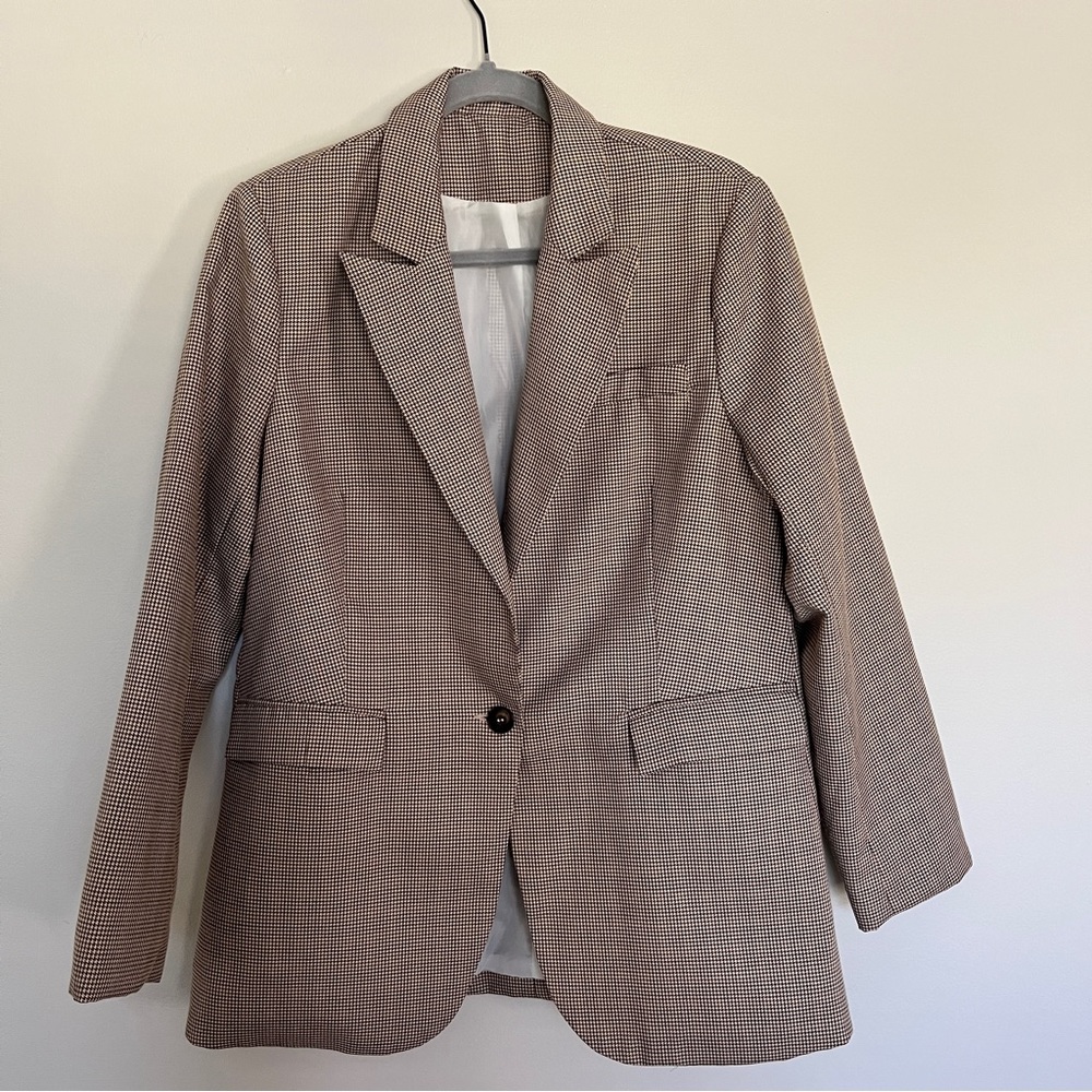 Blazer- houndstooth size large